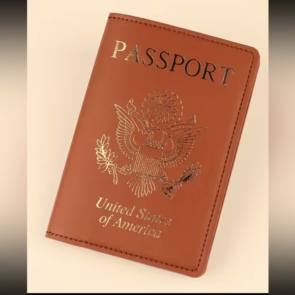 PASSPORT HOLDER BROWN - Picture 7 of 8